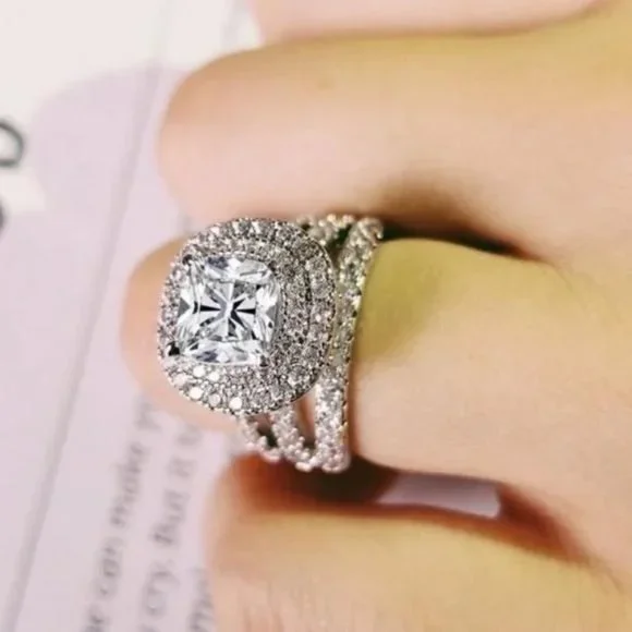 NEW LUXURY ENGAGEMENT 925 STERLING SILVER DIAMOND RING, CUTE RING, SHINY RING. - Picture 5 of 7